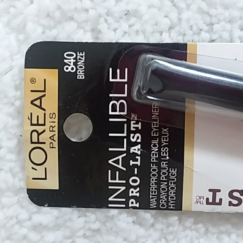 L'Oreal Infallible Pro-Glow & Pro-Last - Picture 5 of 7